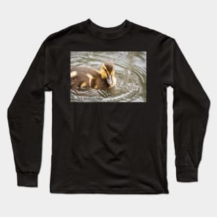 Tiny duckling in the lake Long Sleeve T-Shirt